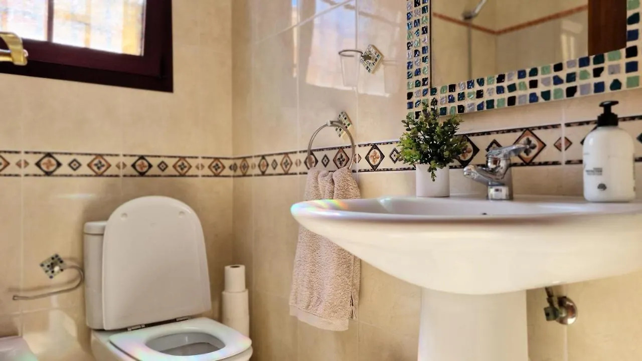 Lovely Villa Near Los Cristianos Cho