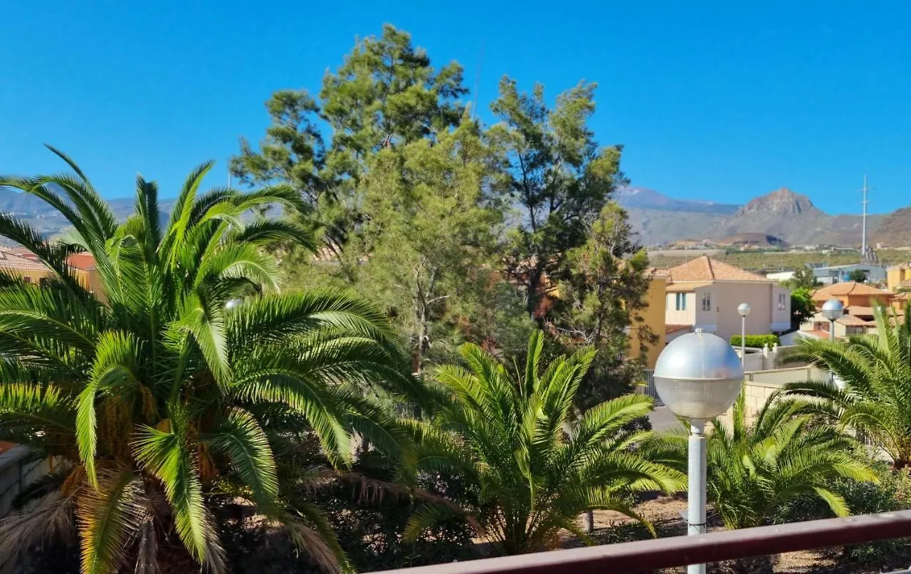 Lovely Villa Near Los Cristianos Cho Spain