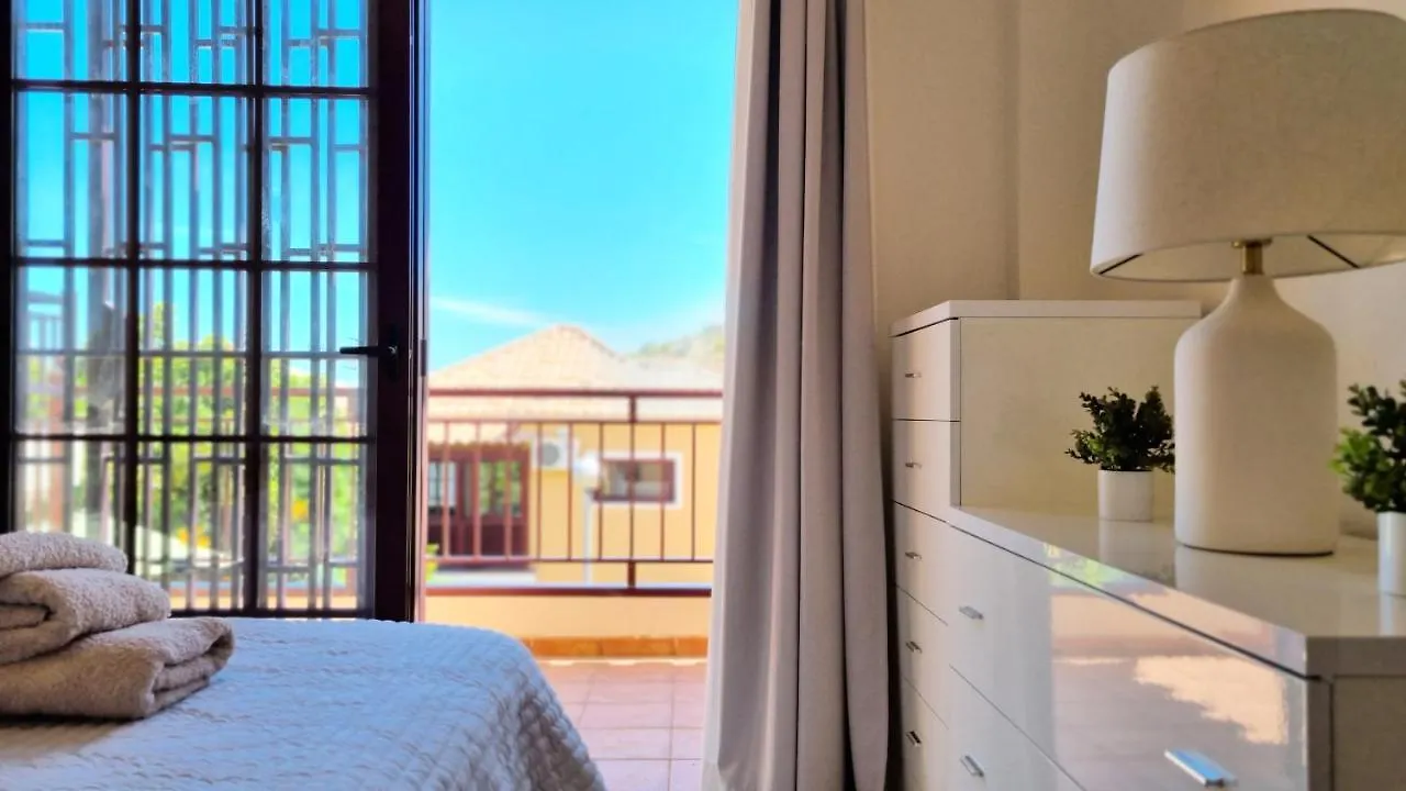 Lovely Villa Near Los Cristianos Cho